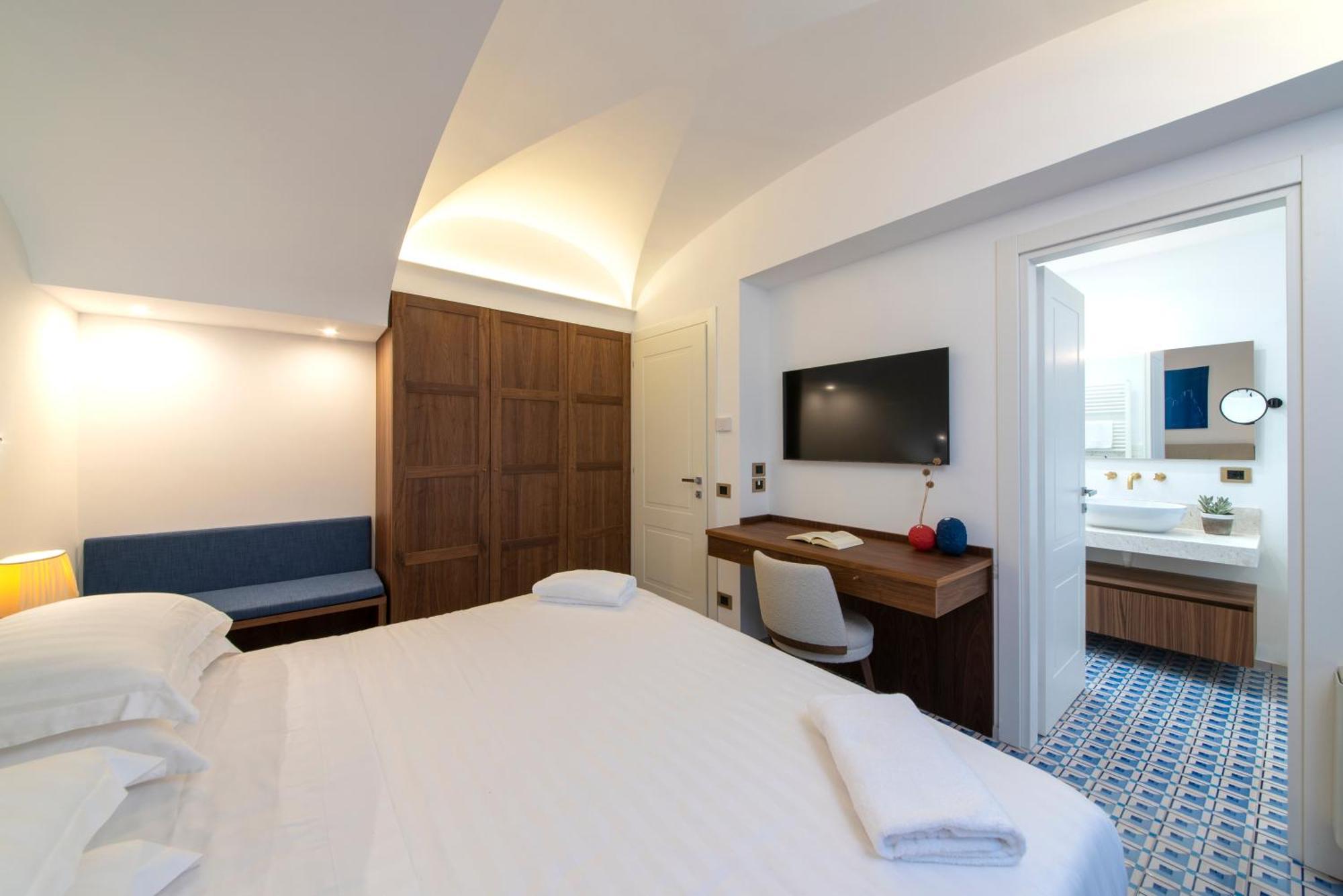 Orablu Executive Villas Forio  ภายนอก รูปภาพ